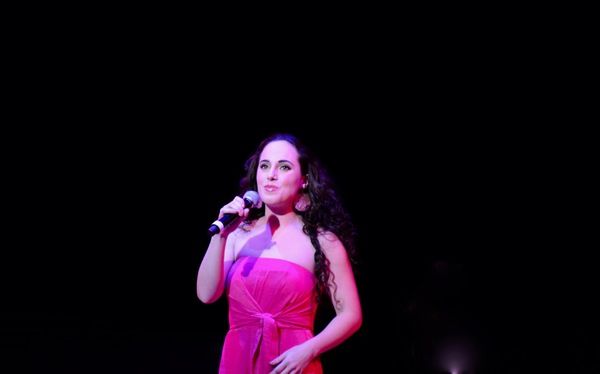 Mia Gerachis Photo