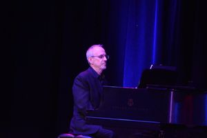 Ross Patterson @ BroadwayWorld Ross Patterson Photo