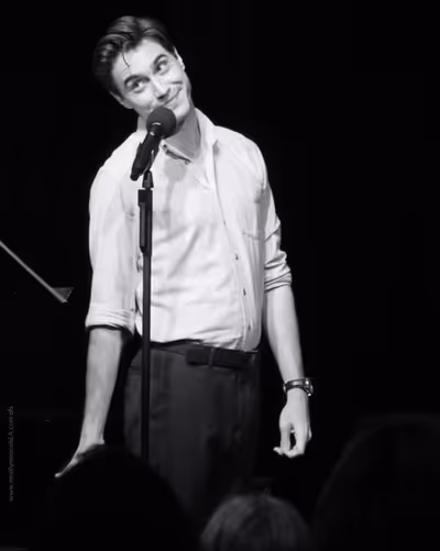 Ryan McCartan Photo