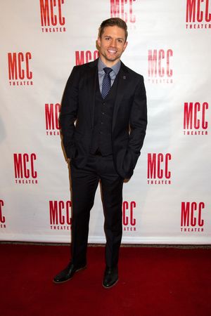 Hunter Ryan Herdlicka @ BroadwayWorld Hunter Ryan Herdlicka Photo