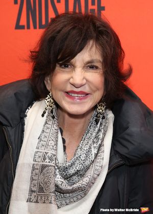 Mercedes Ruehl  Photo