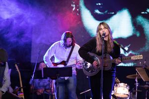 Kathryn Gallagher @ BroadwayWorld Kathryn Gallagher Photo