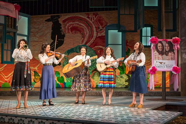 (from left) Amanda Robles, Jennifer Paredes, Natalie Camunas, Crissy Guerrero, and He Photo