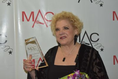 Sharon McKnight Photo