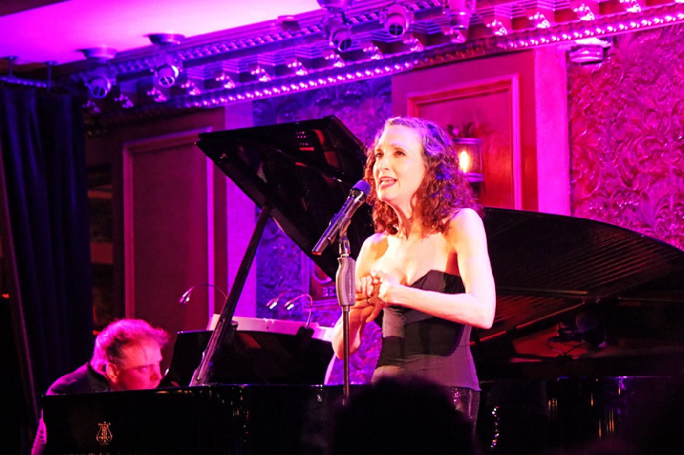Review: Bebe Neuwirth Serves Up an Acting Lesson at Feinstein's/54 Below  Image