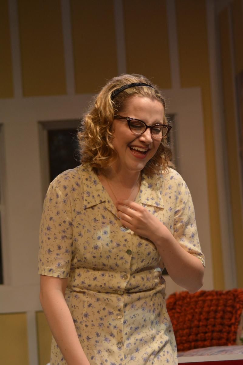 Review: Circle Players' 2017-18 Season Continues With STEEL MAGNOLIAS  Image