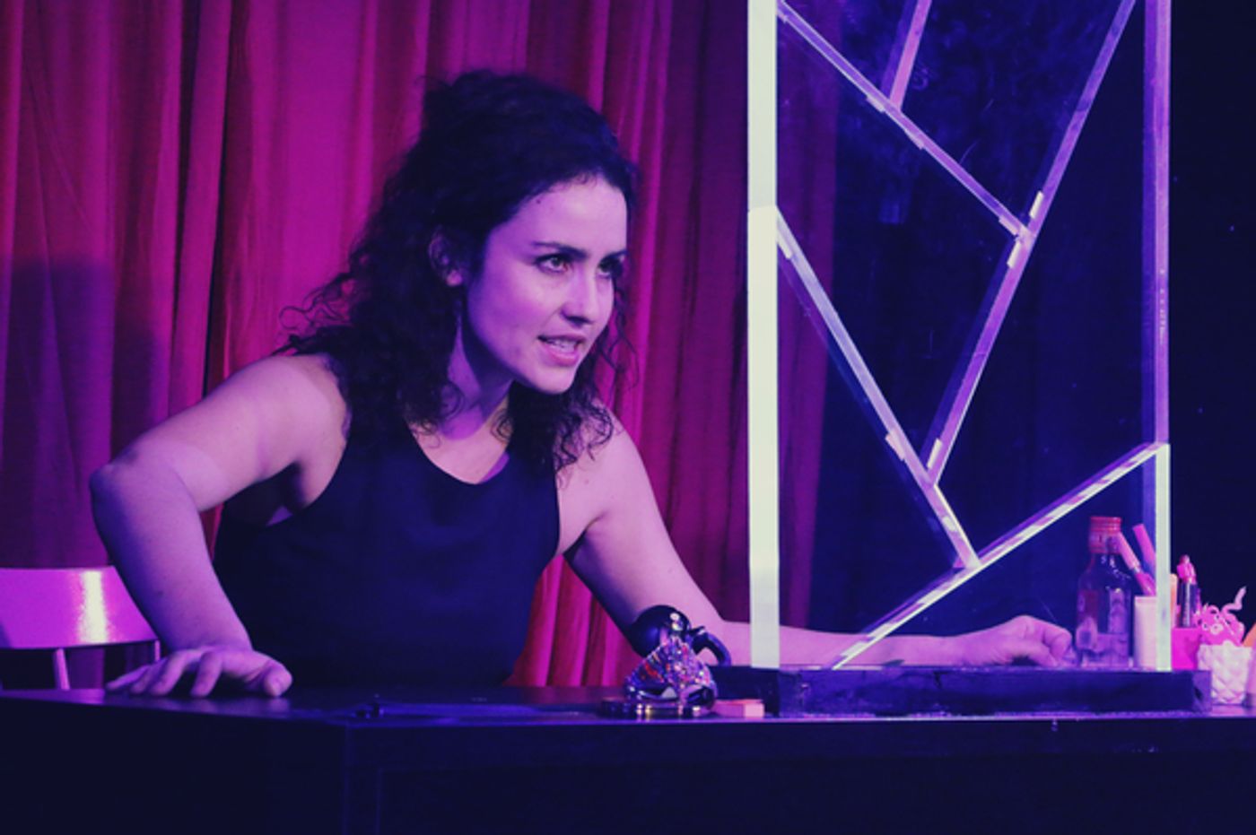 Photo Flash: First Look at MIRRORS  Image