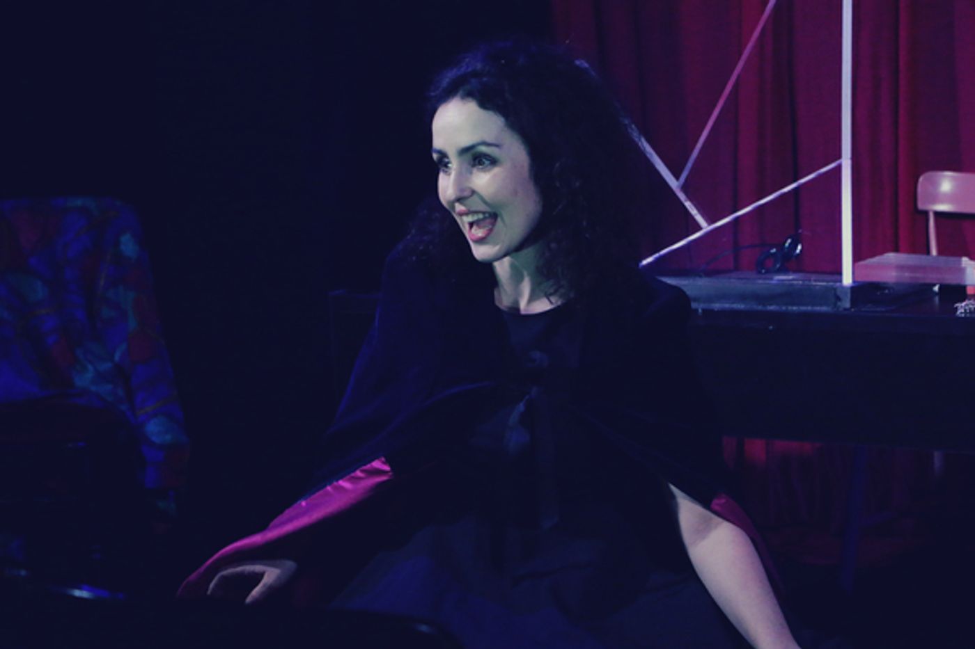 Photo Flash: First Look at MIRRORS  Image