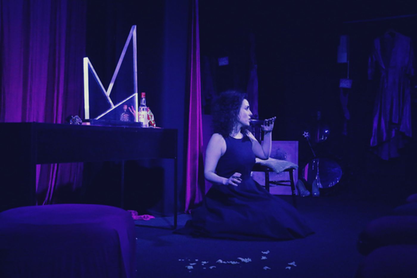 Photo Flash: First Look at MIRRORS  Image