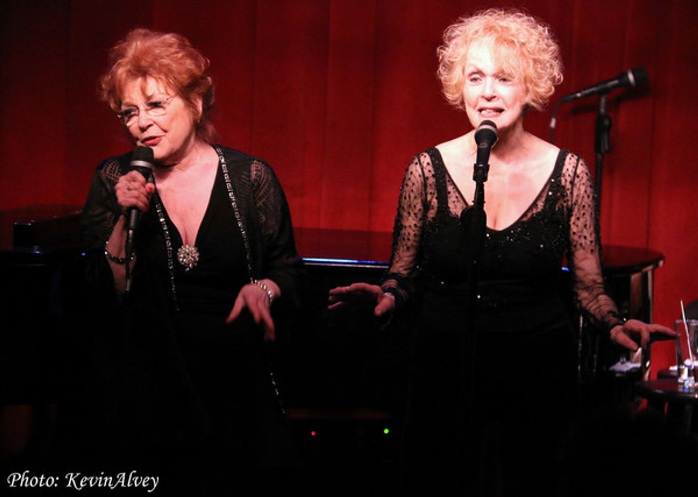 Photo Flash: Anita Gillette Celebrates Irving Berlin at Birdland!  Image