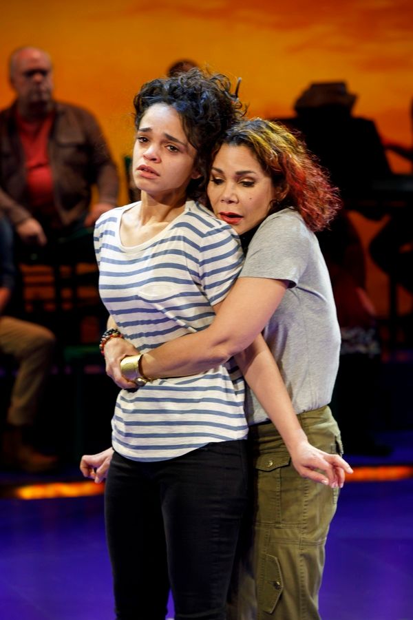 Gizel Jim??nez and Daphne Rubin-Vega Photo