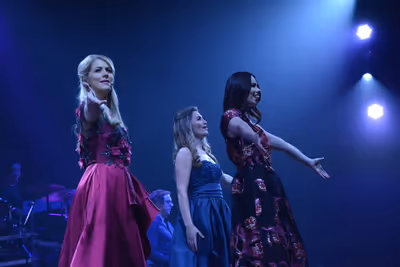 Susan McFadden, Eabha McMahon and Mairead Carlin Photo