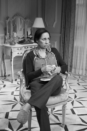 Laurie Metcalf Photo