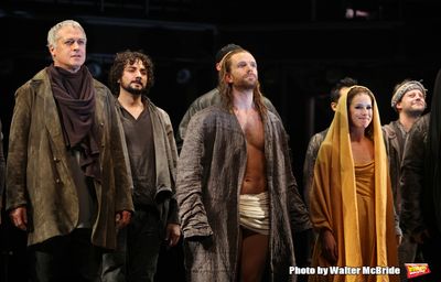 Tom Hewitt, Mike Nadajewski, Lee Siegel, Paul Nolan,Chilina Kennedy, Jeremy Kushnier  Photo