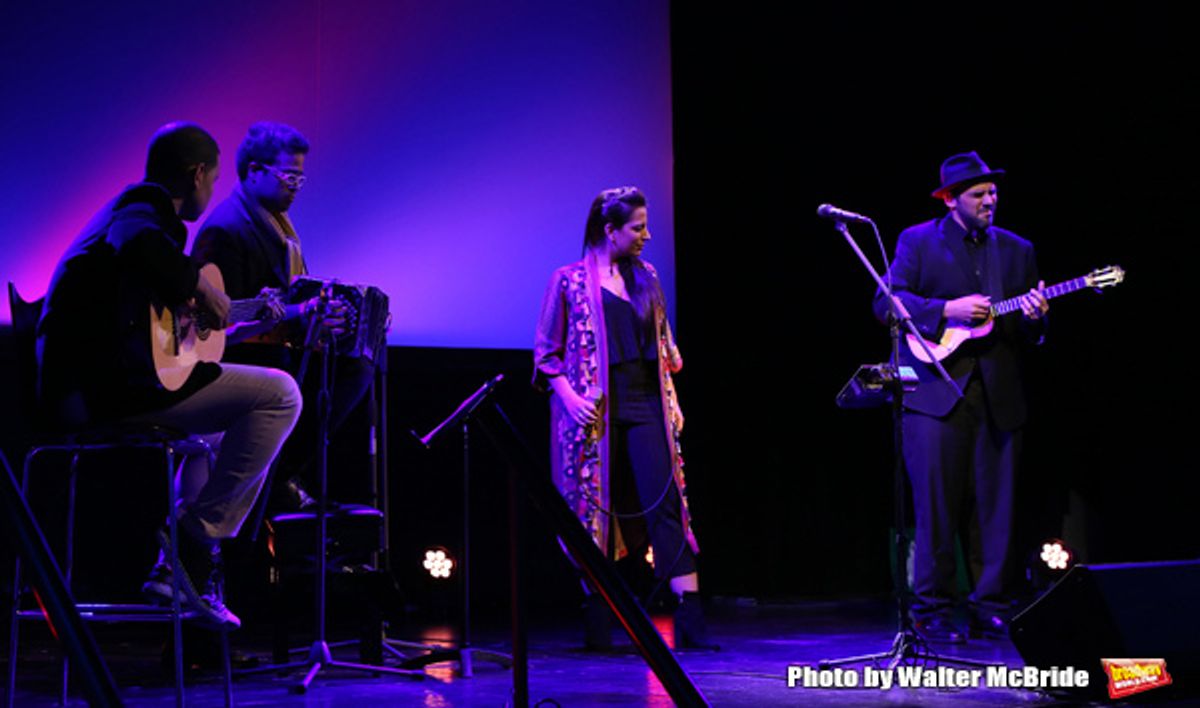 Sophia Rei and band at 