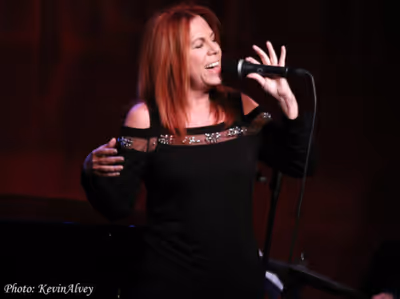 Victoria Shaw Photo