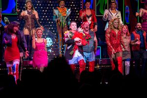 Caroline Bowman, Kirstin Maldonado, David Cook, Daniel Stewart Sherman, Wayne Brady and the cast of KINKY BOOTS @ BroadwayWorld Caroline Bowman, Kirstin Maldonado, David Cook, Daniel Stewart Sherman, Wayne Brady a Photo