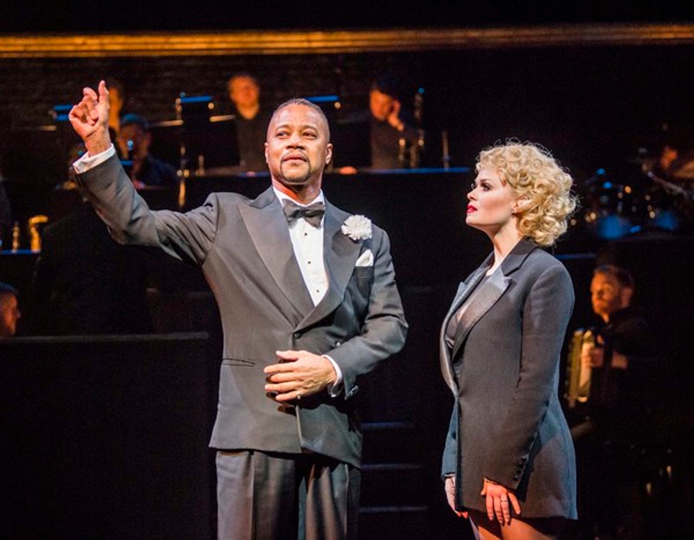 Photo Flash: First Look at Cuba Gooding, Jr. and the Cast of CHICAGO  Image