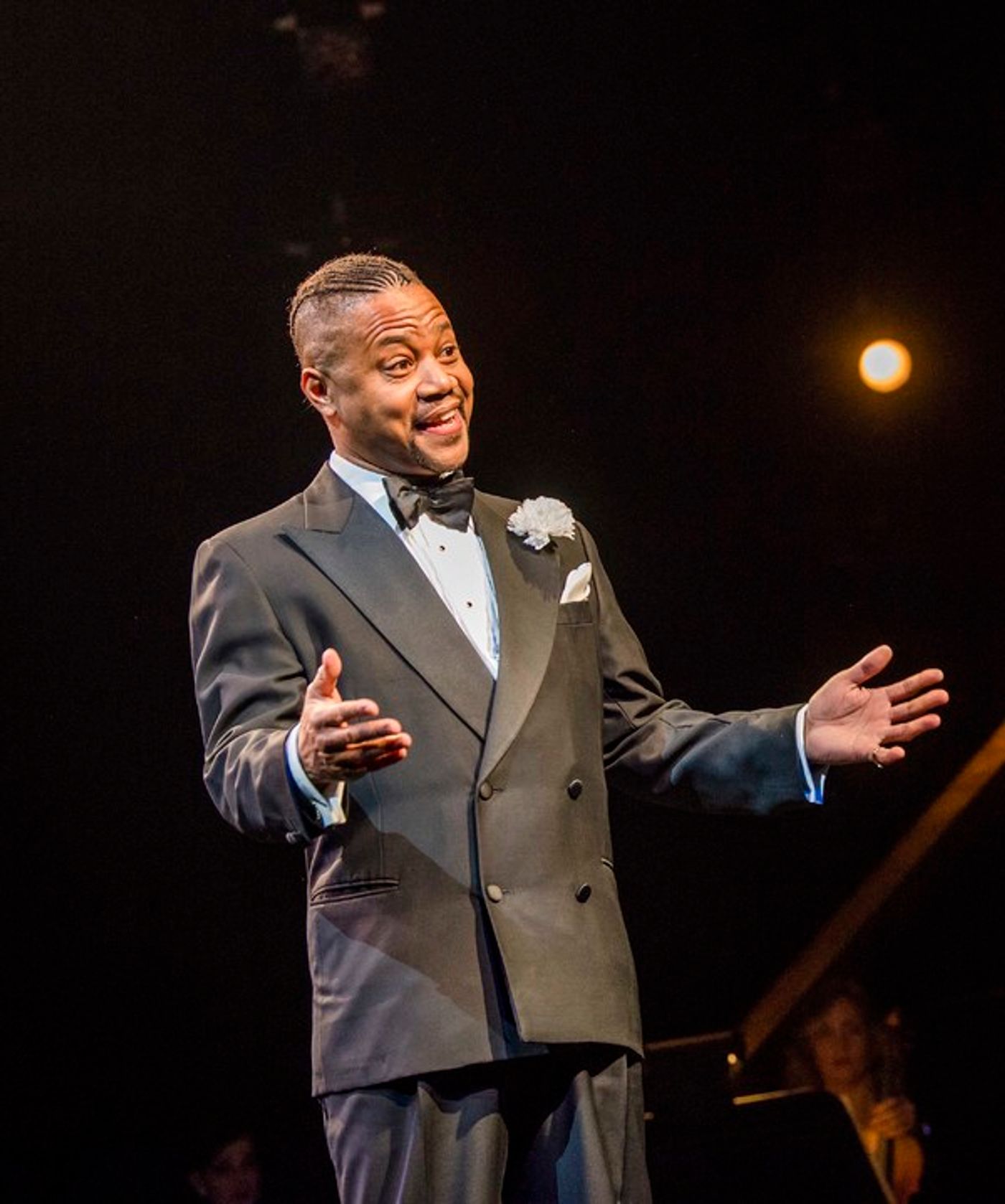 Photo Flash: First Look at Cuba Gooding, Jr. and the Cast of CHICAGO  Image