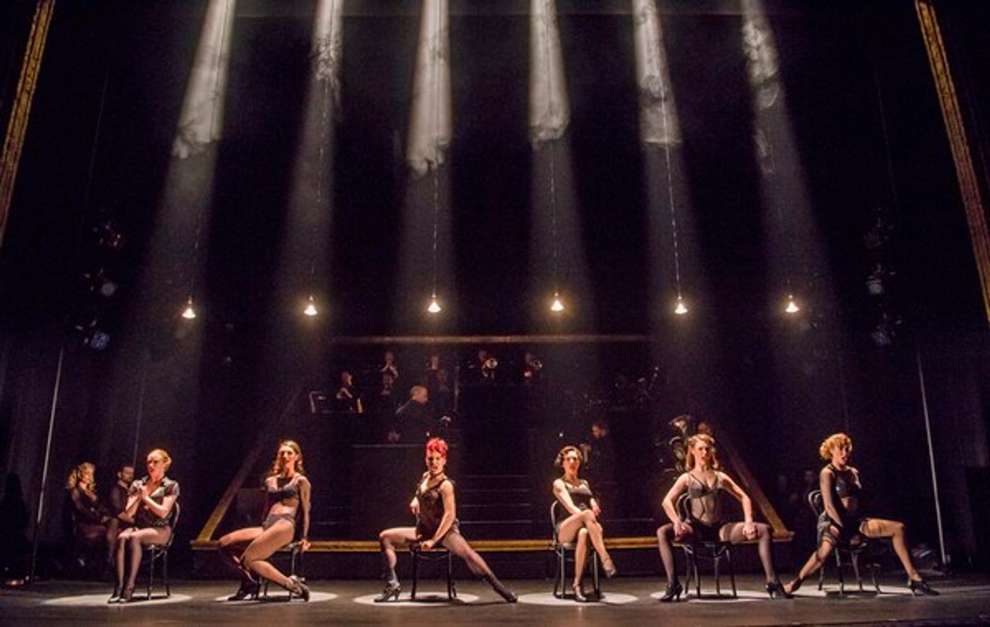 Photo Flash: First Look at Cuba Gooding, Jr. and the Cast of CHICAGO  Image
