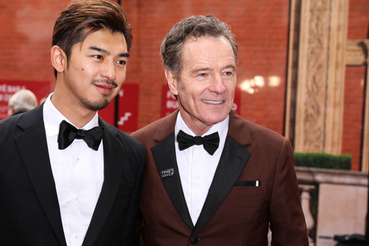 Photo Flash: On the Red Carpet at the Olivier Awards  Image