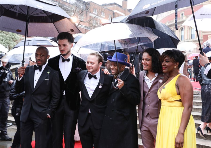 Photo Flash: On the Red Carpet at the Olivier Awards Image