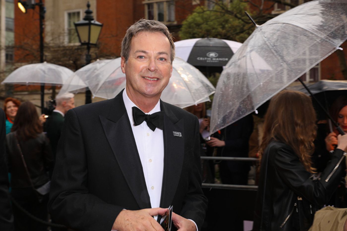 Photo Flash: On the Red Carpet at the Olivier Awards  Image