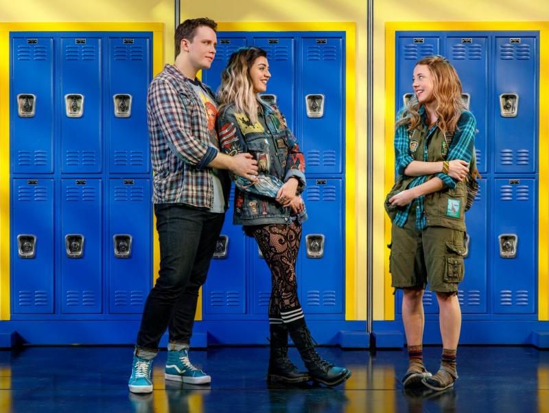 Review: High School Life Gets Un-Cliqued in Tina Fey, Nell Benjamin and Jeff Richmond's MEAN GIRLS Review: High School Life Gets Un-Cliqued in Tina Fey, Nell Benjamin and Jeff Richmond's MEAN GIRLS Image
