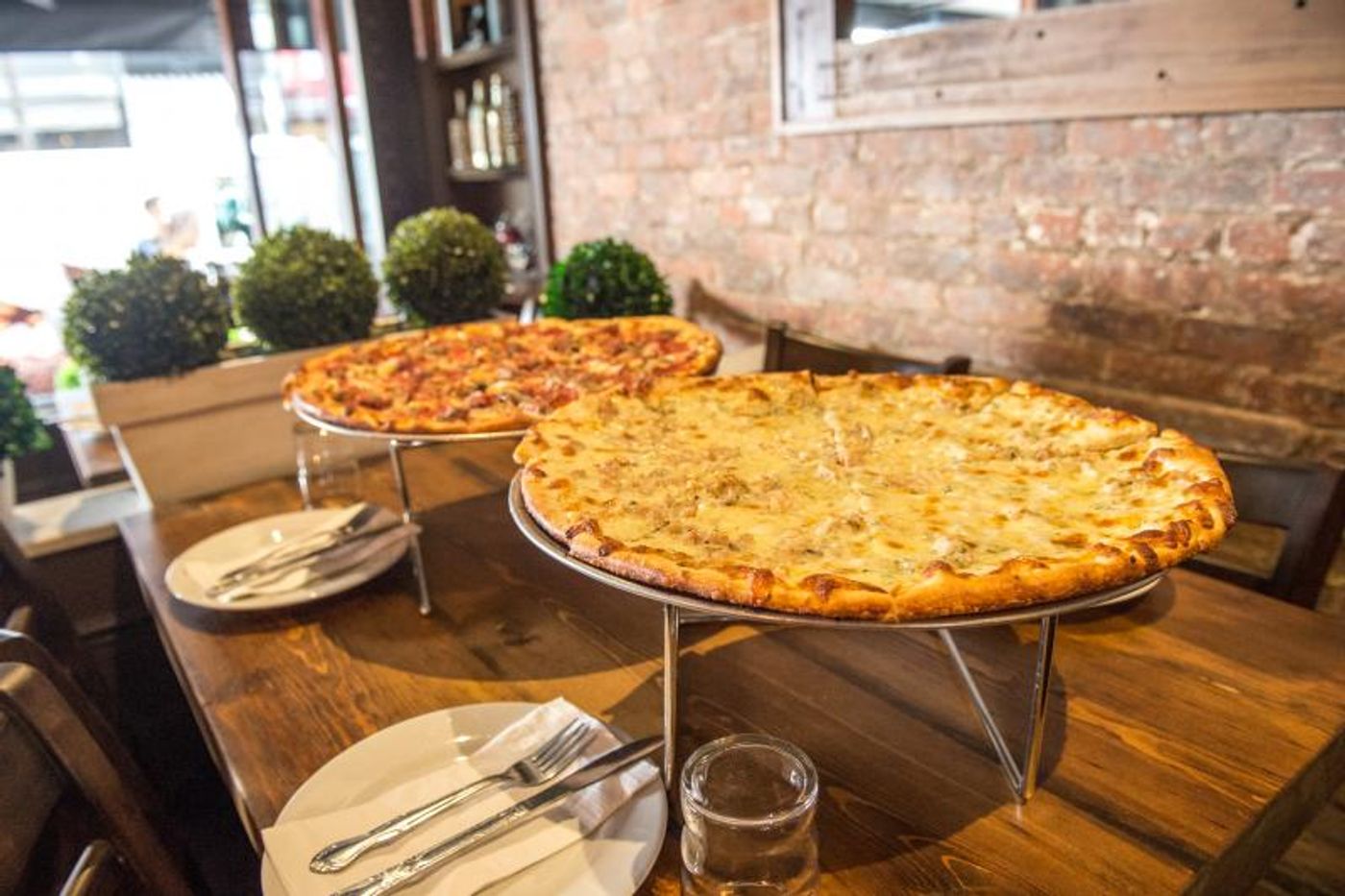 Review: DENINOS RESTAURANT in the West Village is a Gem Review: DENINOS RESTAURANT in the West Village is a Gem Image