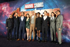 Joe Russo, Sebastian Stan, Tom Hiddleston, Elizabeth Olson, Paul Bettany, Letitia Wright, Benedict Cumberbatch, Tom Holland and Anthony Russo @ BroadwayWorld Joe Russo, Sebastian Stan, Tom Hiddleston, Elizabeth Olson, Paul Bettany, Letitia Wr Photo