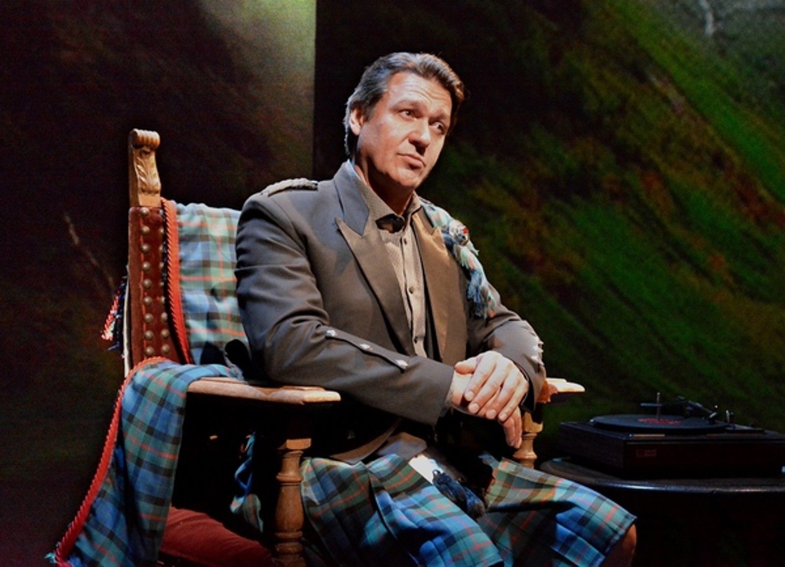 Photo Flash: First Look at NATHAN GUNN FLYING SOLO — photo 1 of 5