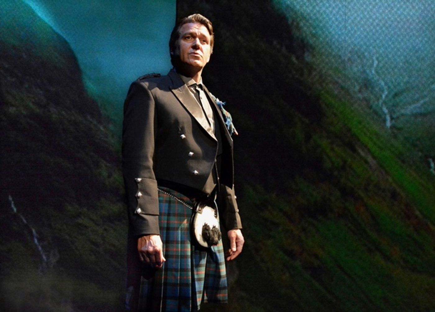 Photo Flash: First Look at NATHAN GUNN FLYING SOLO  Image