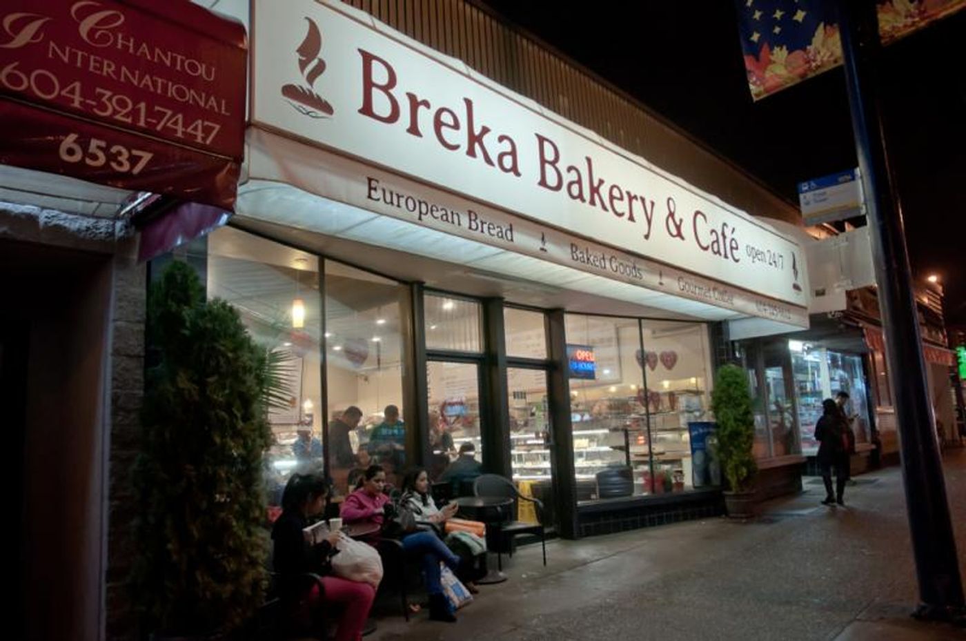 10 on Tuesday with THE SOUND OF MUSIC's Keslie Ward  Image