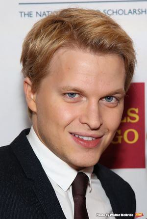 Ronan Farrow  Photo
