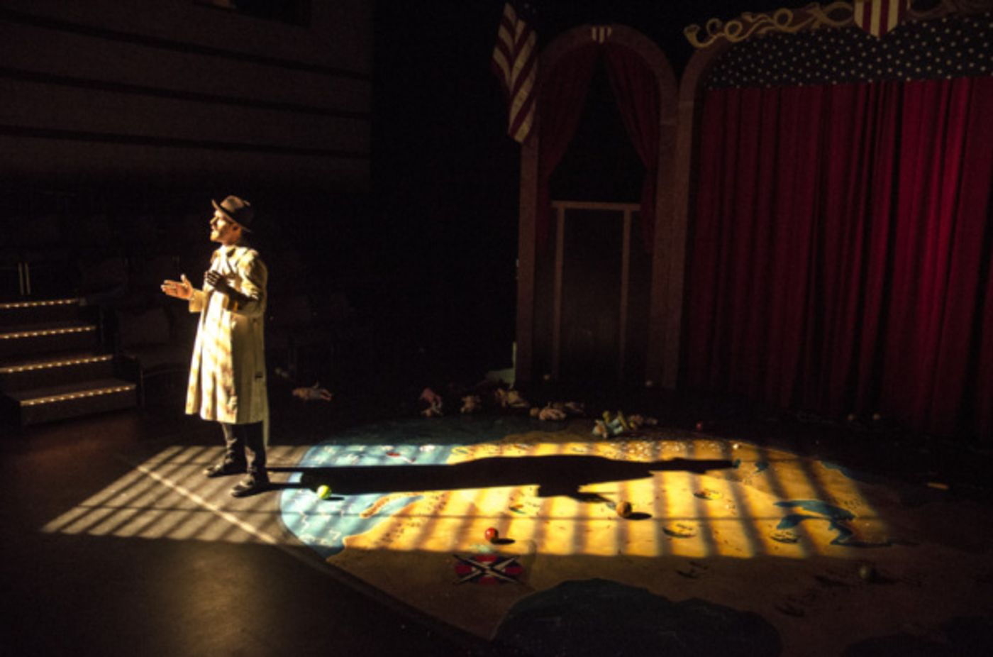 Photo Flash: Detroit Mercy Theatre Company's THE COMPLETE HISTORY OF AMERICA (ABRIDGED) Opens  Image