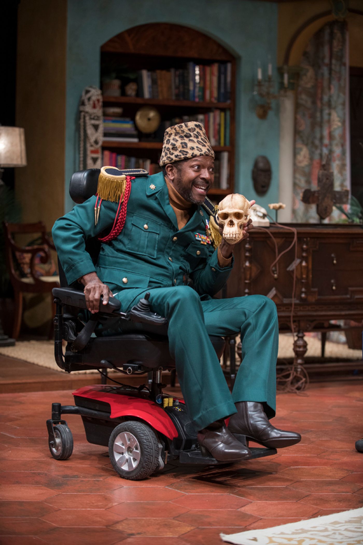 Photo Flash: First Look at THE DOPPELGANGER Starring Rainn Wilson  Image