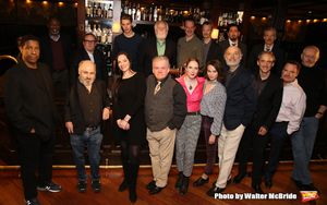 Denzel Washington with the Broadway cast  Photo