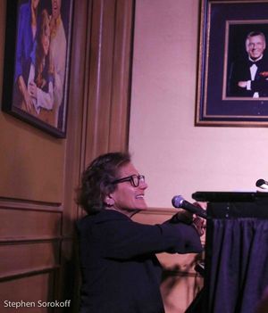 Julie Gold @ BroadwayWorld Julie Gold Photo