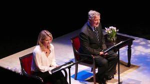 Kelli Oâ€™Hara and Alec Baldwin Photo