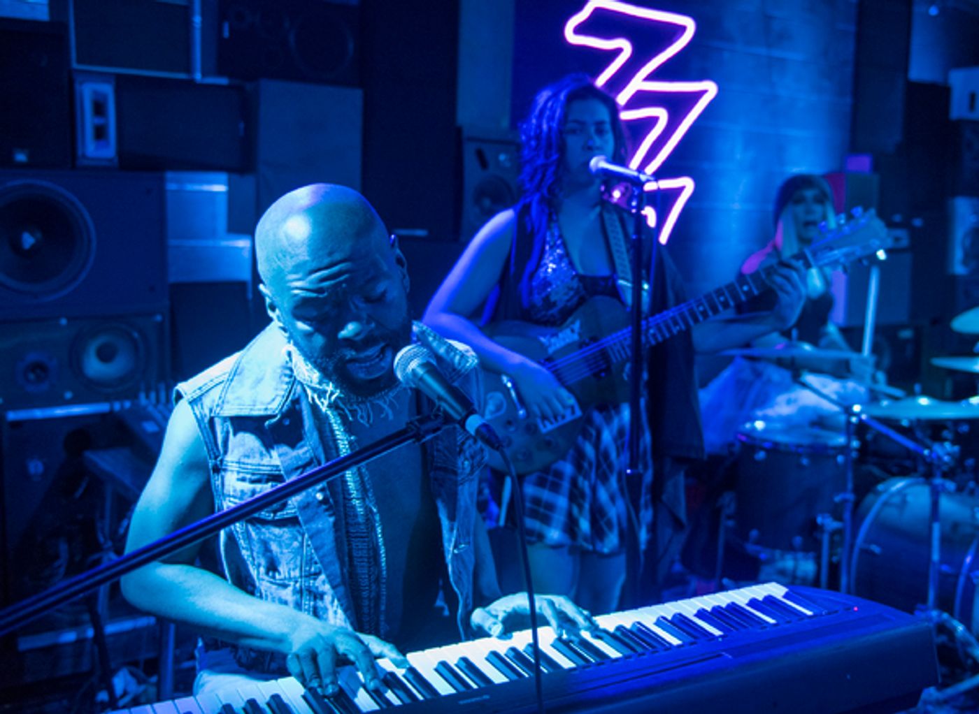 Photo Flash: 33 TO NOTHING Opens Opens at A Red Orchid  Image