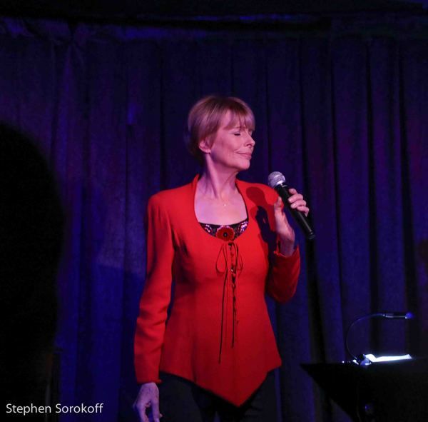 Liz Robertson Photo
