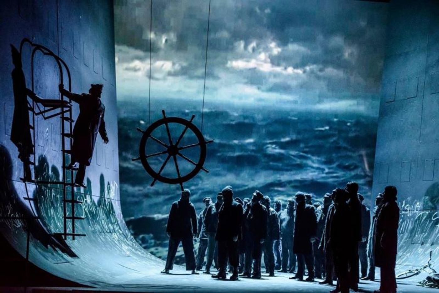 Review: THE FLYING DUTCHMAN at Theater Erfurt - This DUTCHMAN finally takes flight on the wings of Kelly God's magnificently sung Senta  Image