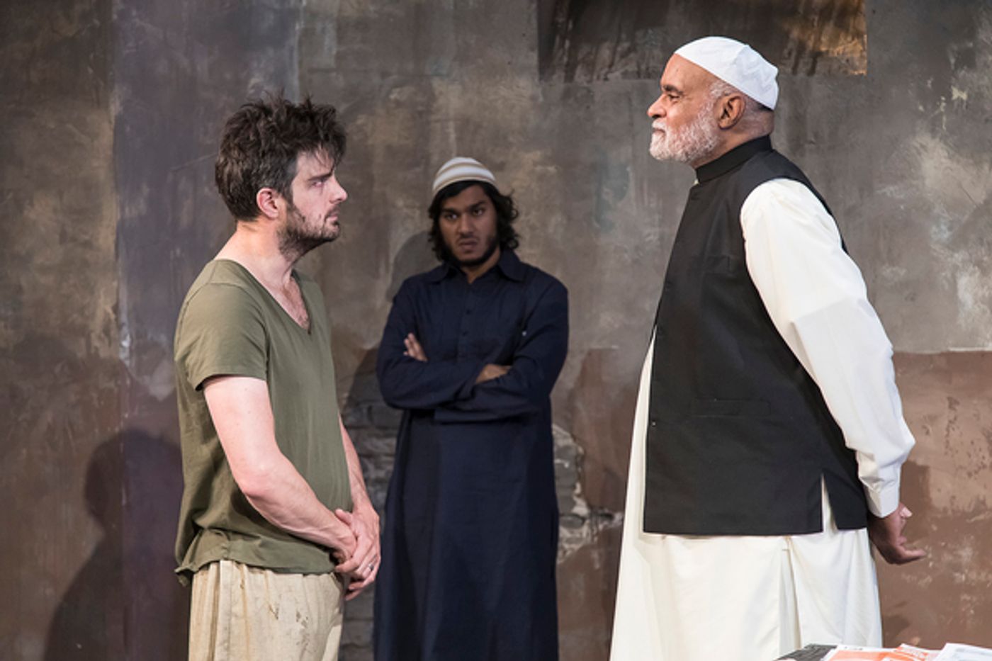 Photo Flash: Ensemble Theatre Company Presents THE INVISIBLE HAND  Image