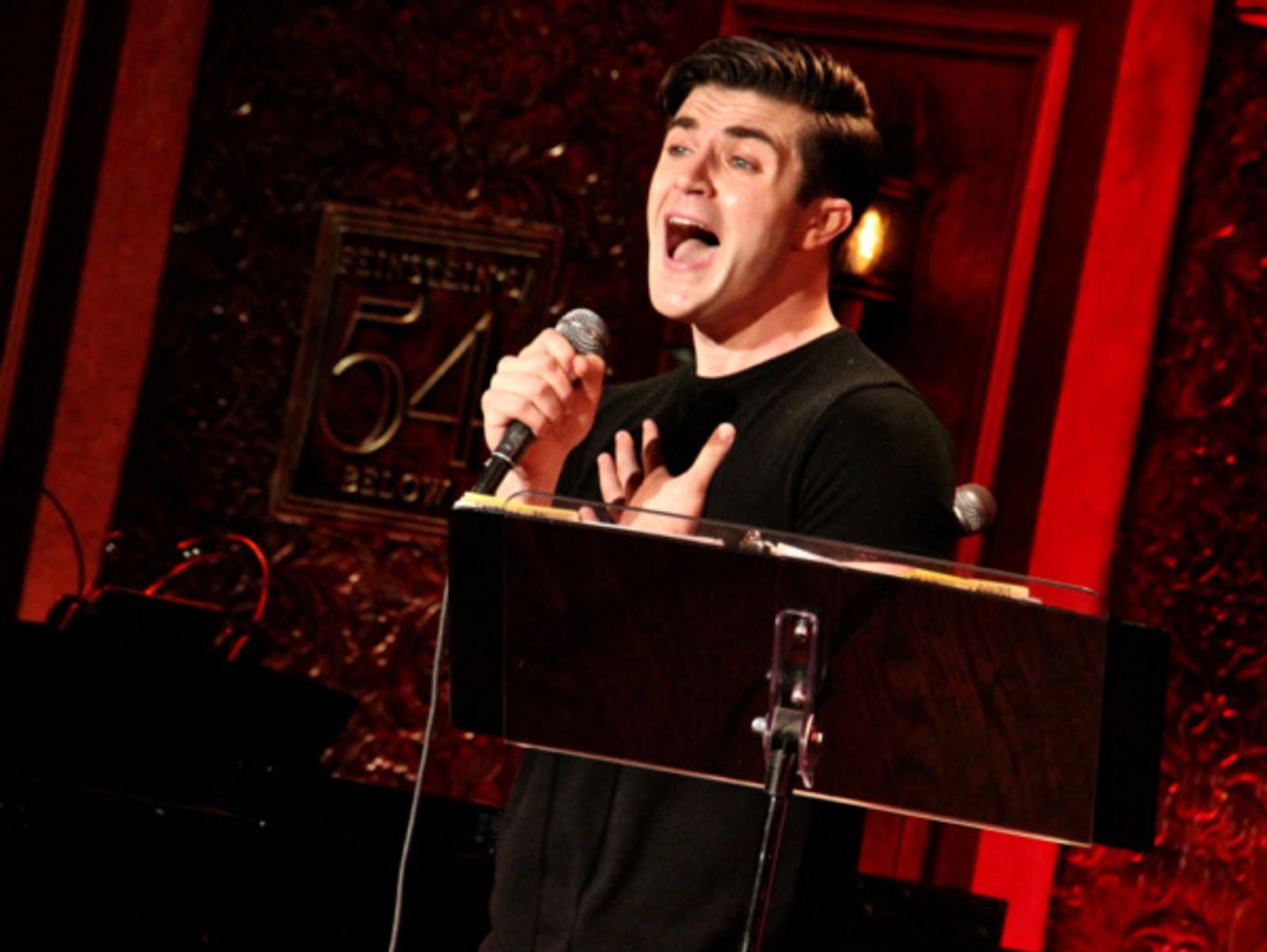 Photo Flash: 'A Pronoun Showdown' At Feinstein's/54 Below  Image