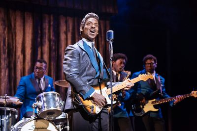 Kobna Holdbrook-Smith Photo