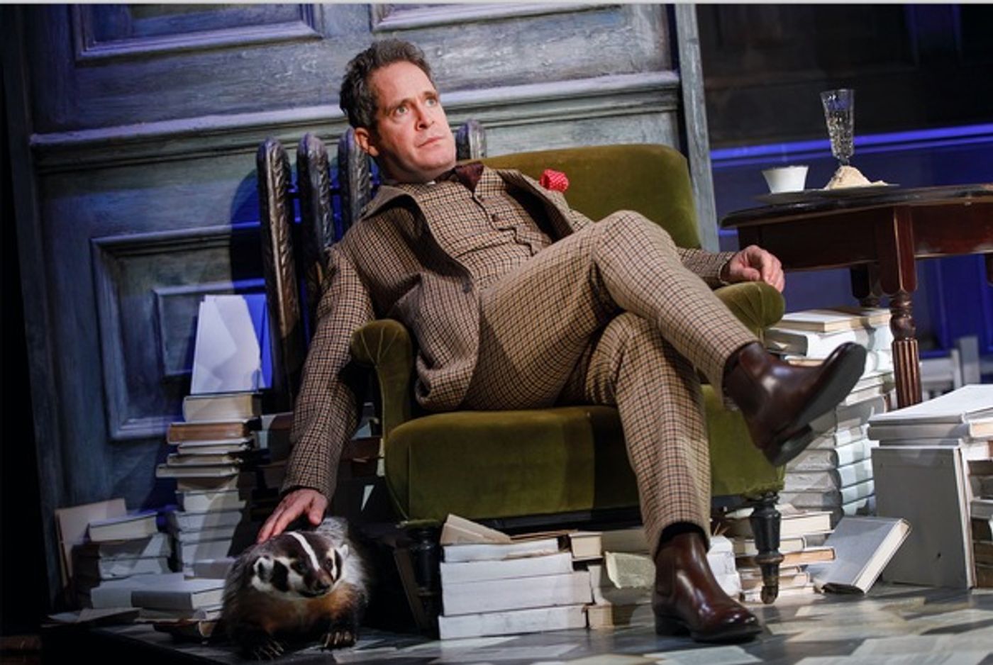 Photo Flash: First Look at Tom Hollander & Company in TRAVESTIES on Broadway!  Image