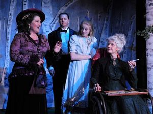 Carol Thompson, John Helmke, Keli Ganey, Susan Blair @ BroadwayWorld Carol Thompson, John Helmke, Keli Ganey, Susan Blair Photo