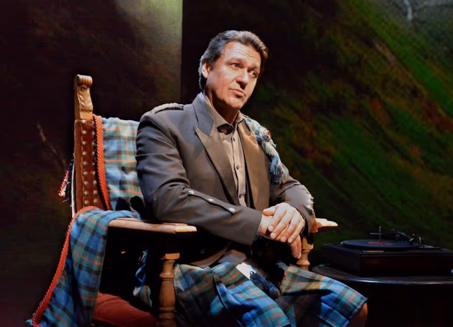 Review: Nathan Gunn Aims High with FLYING SOLO at the Laguna Playhouse Image