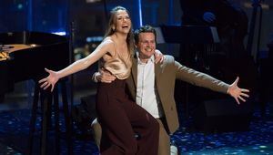 Sutton Foster & Jonathan Groff Photo