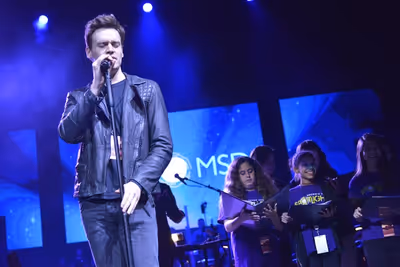 Erich Bergen and Spotlights Photo